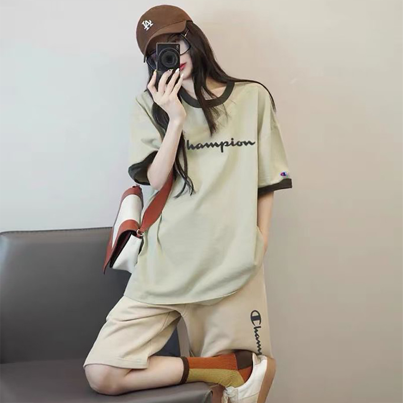 Japanese Style Champion Casual Sports Suit for Women, Summer Short-Sleeve T-Shirt and Shorts Two-Piece Set, Loose and Slimming Sportswear
