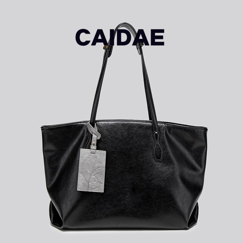 CAIDAE Genuine Leather Niche Large Capacity Tote Bag for Women 2026 New Arrival Premium Texture Commuter Shoulder Bag - Thumbnail 2
