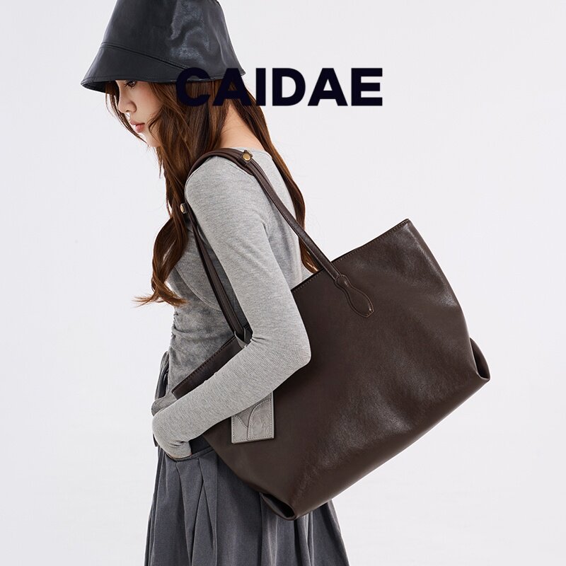CAIDAE Genuine Leather Niche Large Capacity Tote Bag for Women 2026 New Arrival Premium Texture Commuter Shoulder Bag - Thumbnail 4
