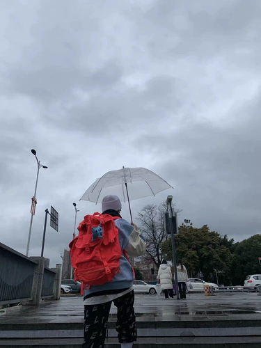 Красный баскетбольный водонепроницаемый вместительный и большой рюкзак для тренировок, в американском стиле