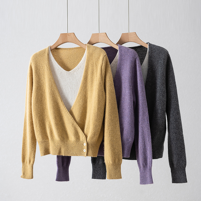 Q【Camel Wool! the Front Piece Is Truly 2-Layered】Fake Two-Piece Design with Layered Contrasting Colors, Soft and Cozy Knit Sweater Ab7490