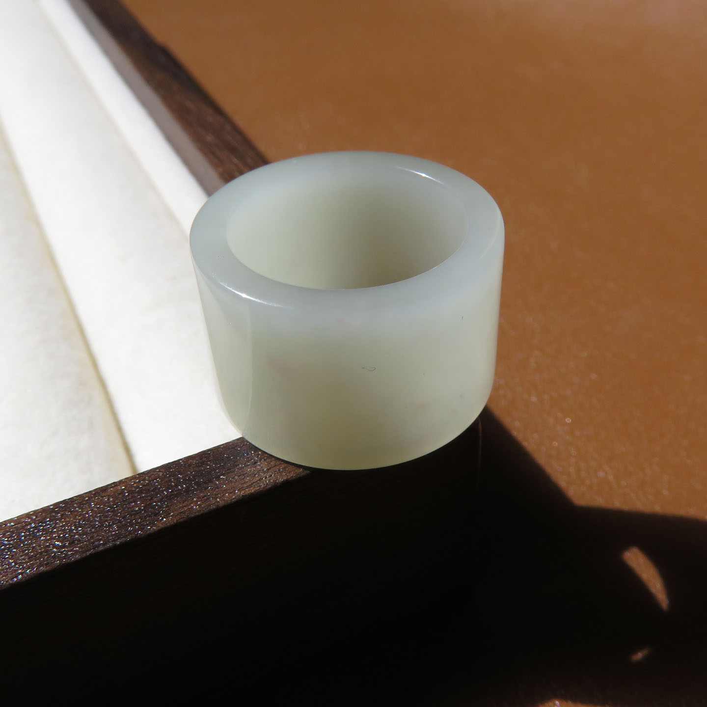 Fangfang Yushe Xinjiang Hotan Jade is delicate, oily and finished, white jade card 17mm ring puller