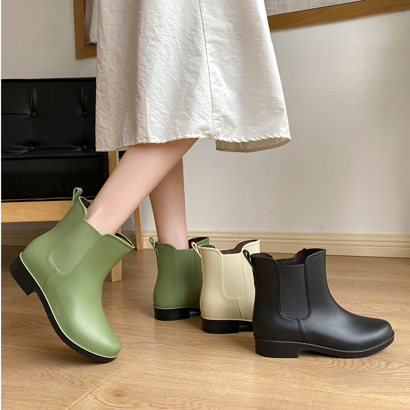 New fashion rain boots female adult waterproof shoes short tube non-slip plus velvet warm rain boots grocery shopping kitchen work shoes