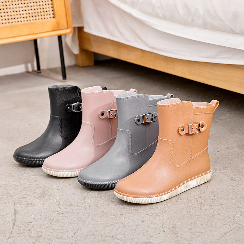 New Fashion Rain Shoes Lady Short Middle Cylinder Plus Suede Warm Rain Boots Korean Version Water Shoes Car Wash Buy Vegetable Waterproof Rubber Shoes