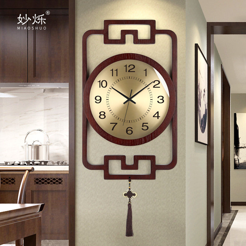 New Chinese wall clock living room household creative hanging watch Personality fashion Chinese style clock luminous mute vintage clock