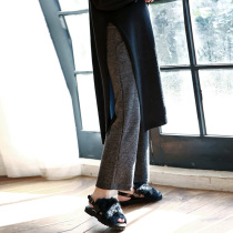 Pregnant women wear stylish velvet knitted wide-leg pants outside autumn and winter pants Straight nine-point large size loose pants winter fashion trend
