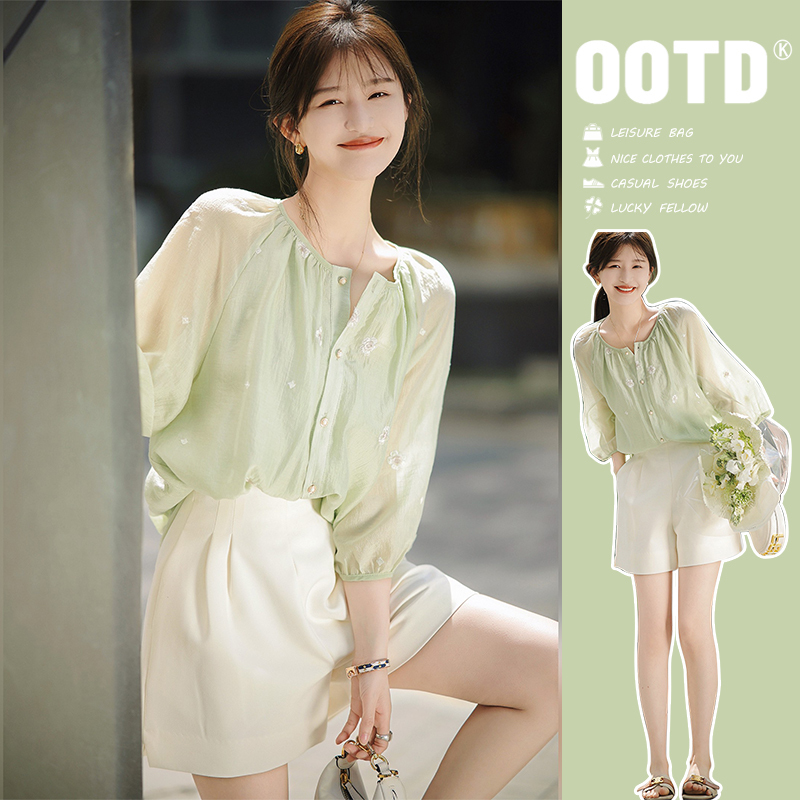 Chinese-Style Floral Embroidered Tencel Short-Sleeved Shirt for Women, New Summer Style, Belly-Covering Chiffon Blouse, Thin Top for Spring and Autumn