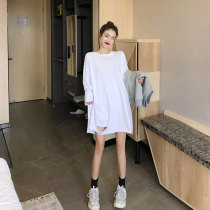 Korean autumn and winter new loose inner sweater long-sleeved plus velvet t-shirt womens white mid-length top with holes bottoming shirt