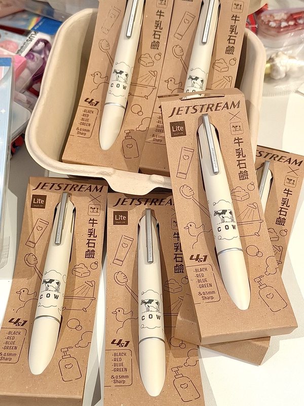 Mitsubishi Jetstream Milk Limited Edition Module Pen 4&1