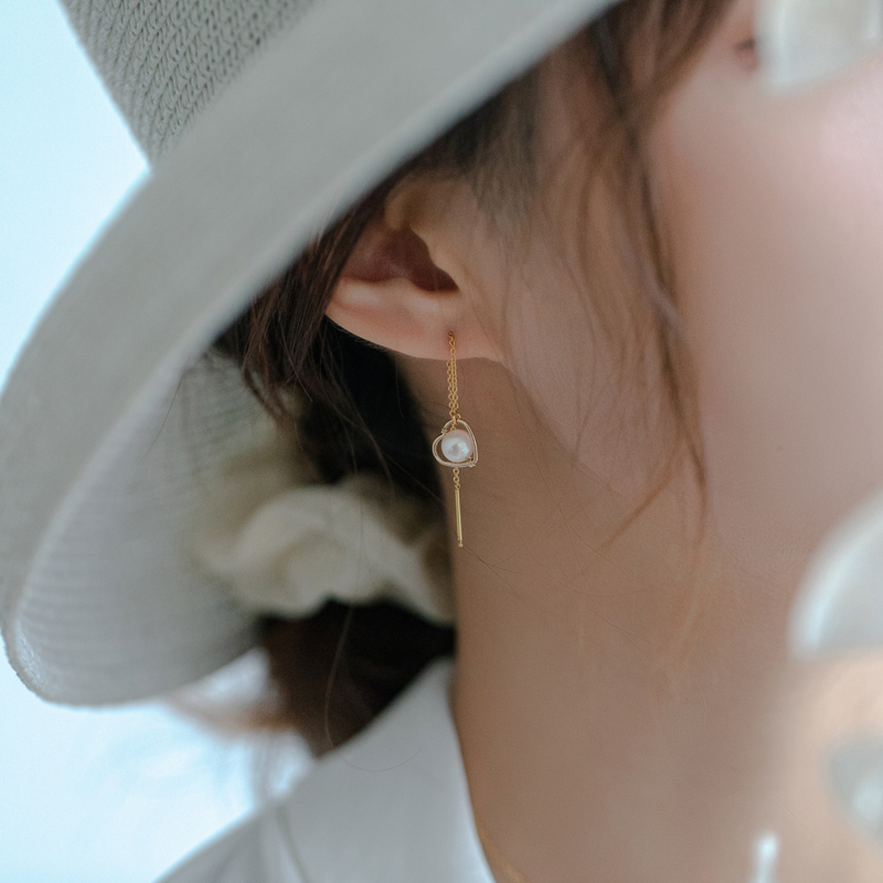 14K bag gold face thin caring pearl ear line temperament stream long simple sweet and beautiful aesthetic winding earring