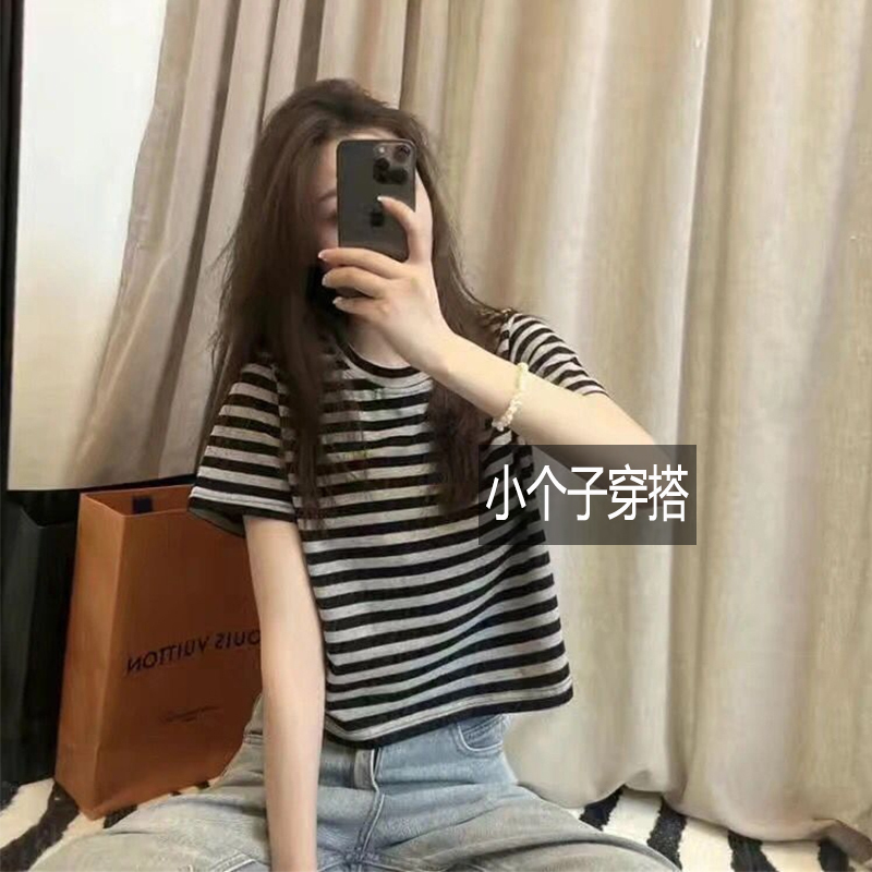 Pure Cotton Striped Short-Sleeve T-Shirt for Women, Petite Size, 2026 New Design, Trendy Niche Hot-Selling Top for Summer