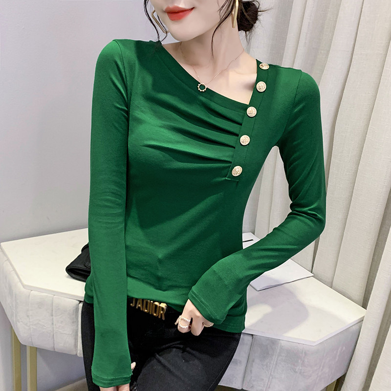 Europe station 2022 autumn and winter new sexy V collar T-shirt female long sleeve asymmetrical blouses foreign pie 100 hitch undershirt tide