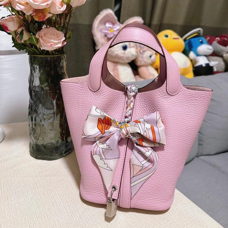 Handmade Waxed Thread Vegetable Basket Bag 2026 New Model Tc Leather Bucket Bag 18cm Commuter Fashion Large Capacity Bag for Women Handmade Waxed Thread Vegetable Basket Bag 2026 New Model Tc Leather Bucket Bag 18cm Commuter Fashion Large Capacity Bag for Women