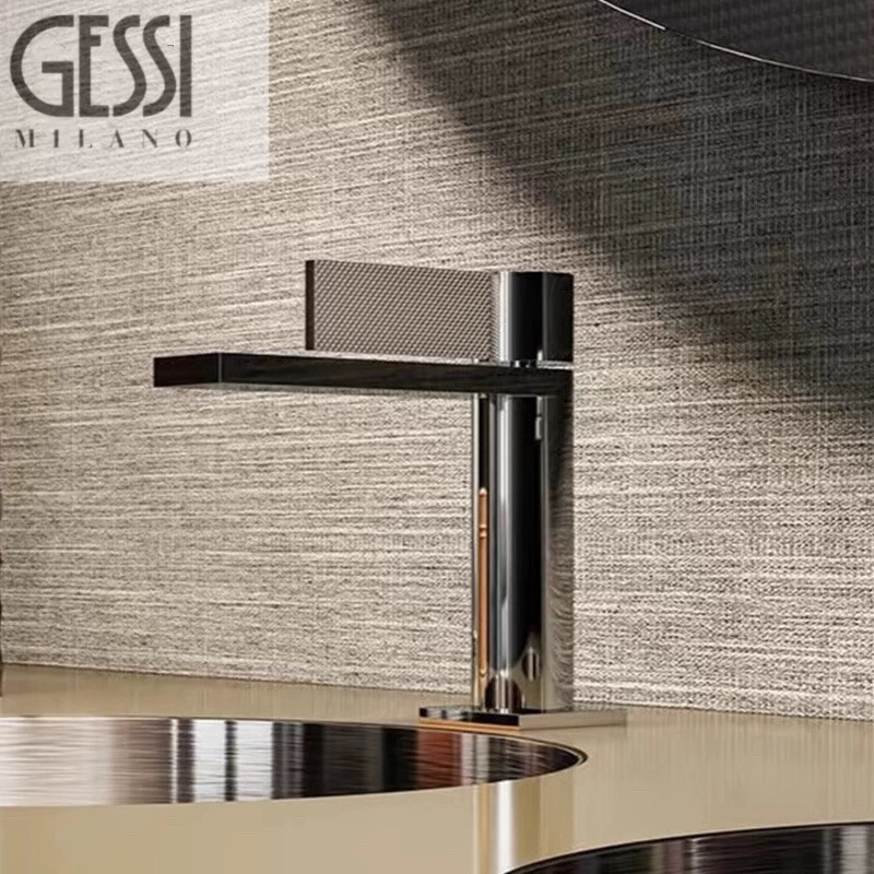 Italian Gessi All-Copper Basin Faucet, Pedestal-Mounted Bathroom Countertop Basin, Under-Counter Basin, European-Style Vintage Faucet Italian Gessi All-Copper Basin Faucet, Pedestal-Mounted Bathroom Countertop Basin, Under-Counter Basin, European-Style Vintage Faucet