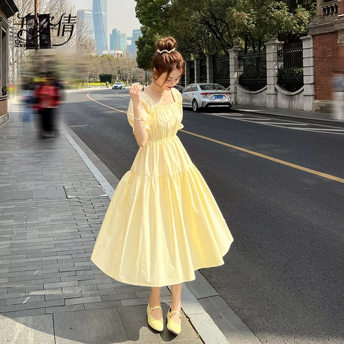 Кремовый желтый летний приталенный корсет, длинная юбка, рукава фонарики, 2025 года, французский стиль, квадратный вырез, яркий броский стиль, по фигуре