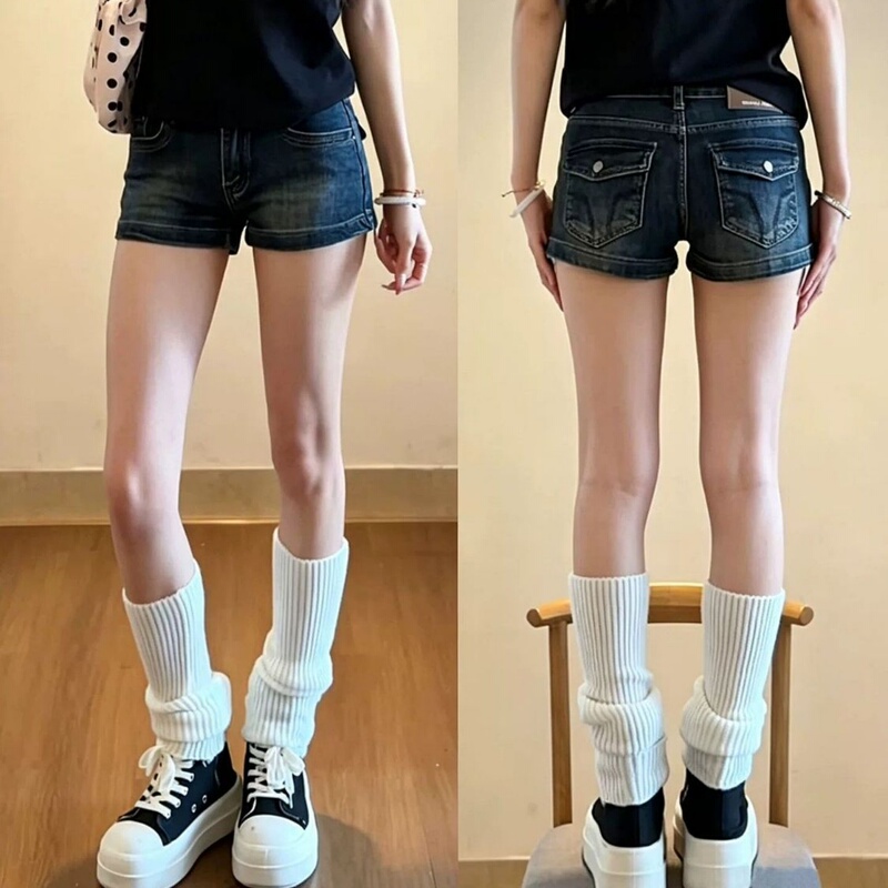 American Retro Hot Girl Style Denim Shorts for Women, Summer Thin Style 2026 New Model, Petite Slim Fit A-Line Hot Pants American Retro Hot Girl Style Denim Shorts for Women, Summer Thin Style 2026 New Model, Petite Slim Fit A-Line Hot Pants