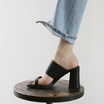  Late night wind fairy shoes Korean open-toed square head thick-heeled high heels womens one-word belt medium-heeled slippers womens summer wear