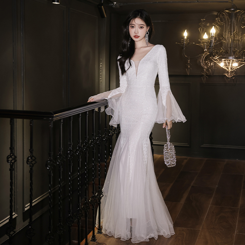 White Evening Dress for Women 2026 New Style High-End Socialite Banquet Fishtail Dress Light Luxury Niche High-End Long-Sleeved Winter