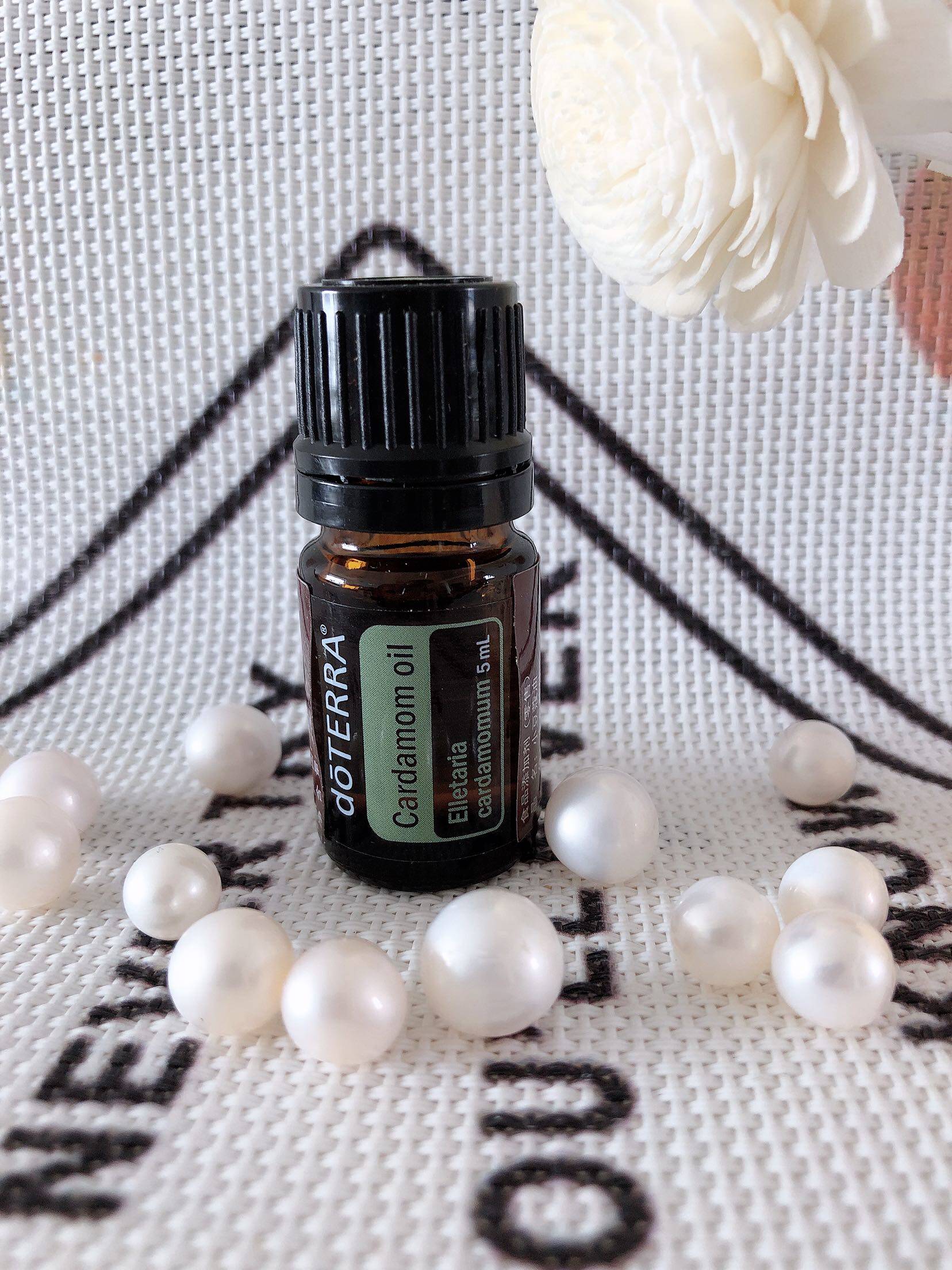 DoterredoTERRA essential oil official web small cardamom essential oil 5ml promotes the digestion of digestion and meridians meridians meridians