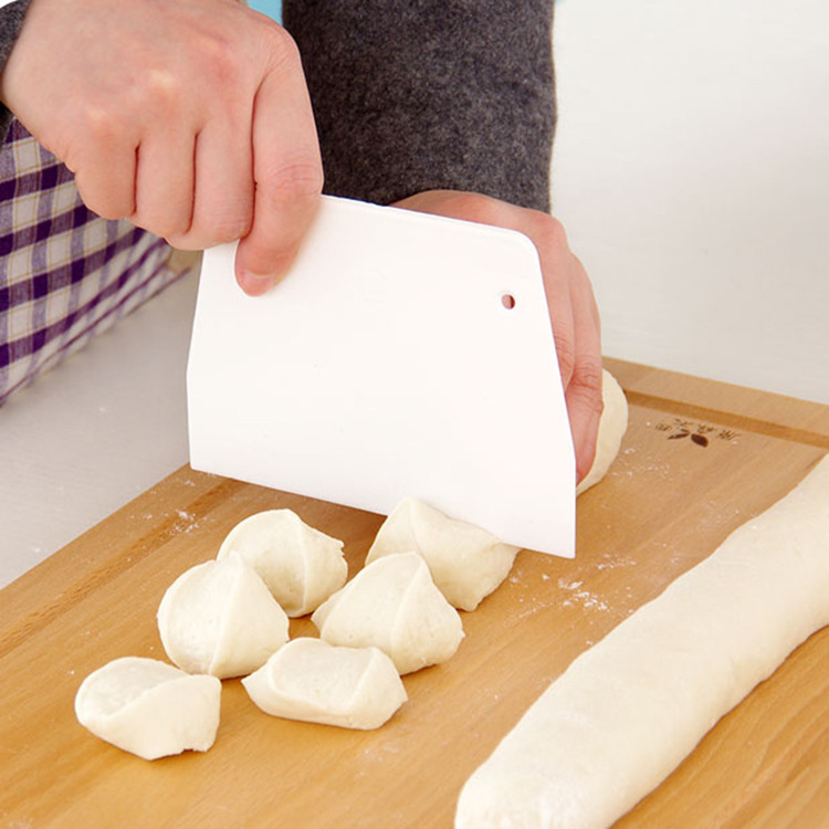 Baking Tool Cake Cream Bull Oil Sausage Powder Steamed Bread Dough Section Scraper Plastic Silicone Trapezoidal Large squeegee