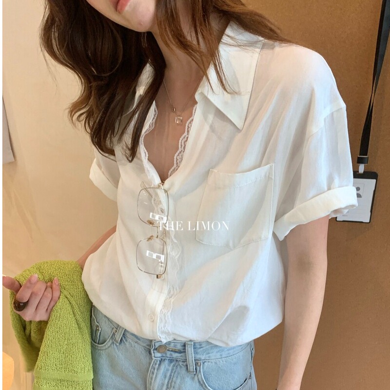 Summer 2026 New Korean Style Old Money Style Lace Splicing Elegant Loose Slimming V-Neck Short-Sleeve Shirt