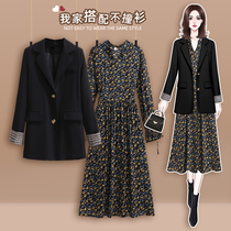 Big Code Women Dress 2022 Early Autumn New micro Fat mm High Sensation Fried Street Suit Slim and Fancy Dress Two-piece Set
