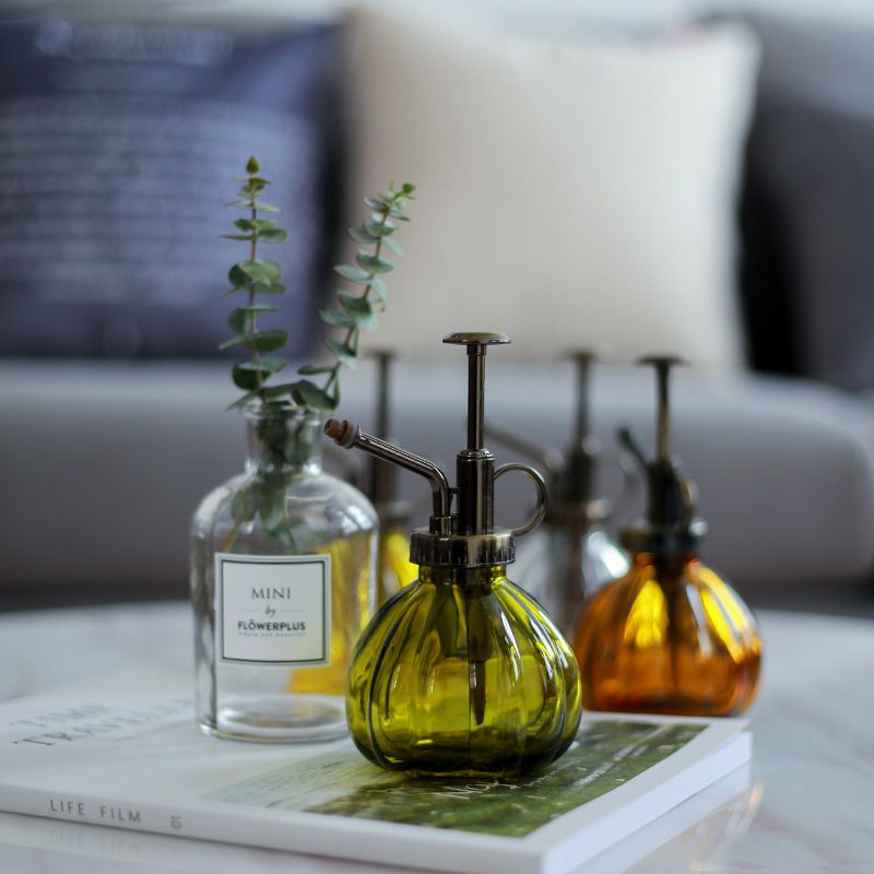 Glass shower watering flower color press bottle retro ornaments Japanese groceries photo props Net red pendulum props bottle