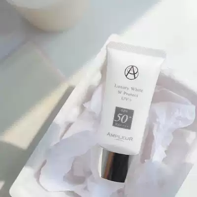 AMPLEUR triple Clear Sunscreen SPF50 PA