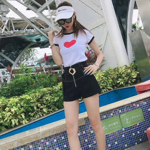 Черная джинсовая юбка, шорты, штаны, модный ремень, коллекция 2023, высокая талия, А-силуэт, свободный крой