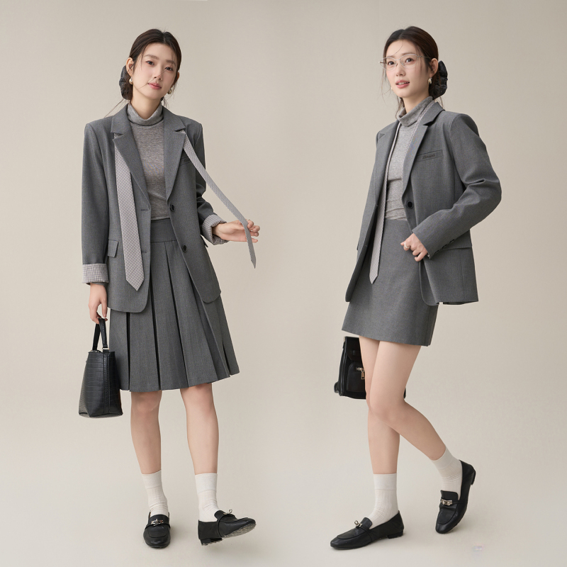 Limoonli Vintage Gray Blazer with Contrasting Plaid Pattern, Small Suit with Ribbon Design, Work Commute Top for Autumn