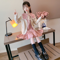 Girls  autumn sweater cardigan western style Korean version of the outer match spring and autumn 2021 new thin childrens sweater jacket