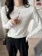 Women's Autumn and Winter Slim-Fit Long-Sleeve Turtleneck Thermal Shirt with Brushed Interior, Suitable for Wearing as an Outer Layer or T-Shirt