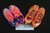 Li Ning classic small yellow shoes camouflage edition female badminton professional competition sports shoes AYAK018-1-9