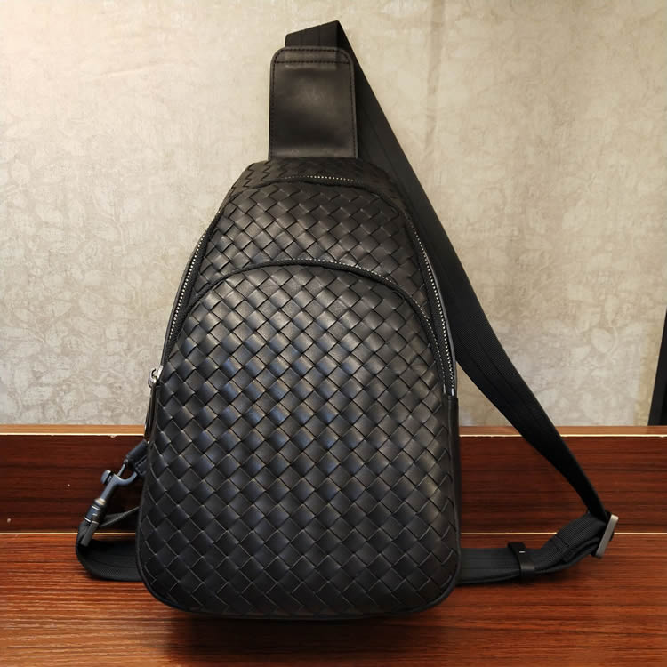 BV WHQN MAQH new weaving bag male high - end bag bag male high - capacity function single shoulder bag