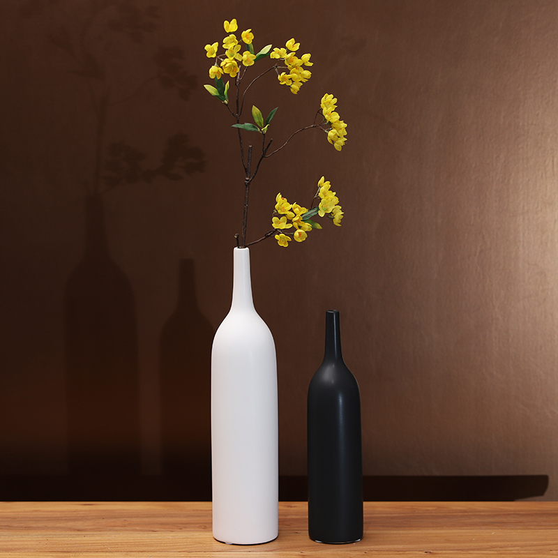 Nordic creative simple black and white ceramic vase wine cabinet display stand model room simulation flower arrangement desktop display - Taobao