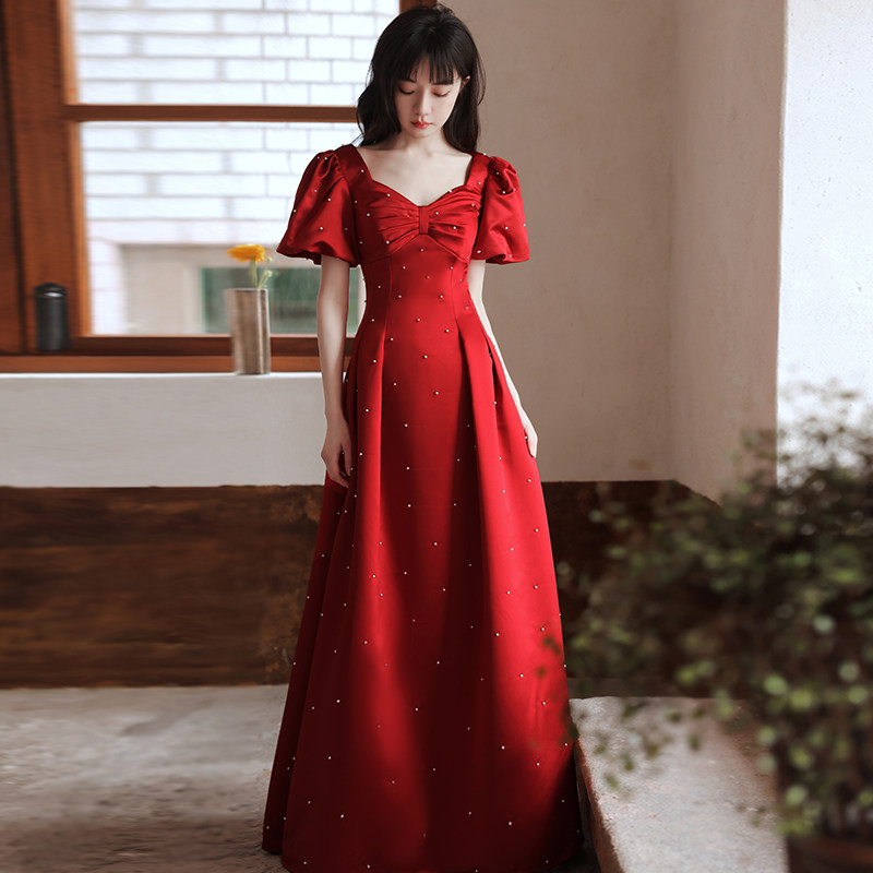 Bride toasting clothes covering arms 2022 new temperament wine red satin French square collar engagement dress skirt is thin