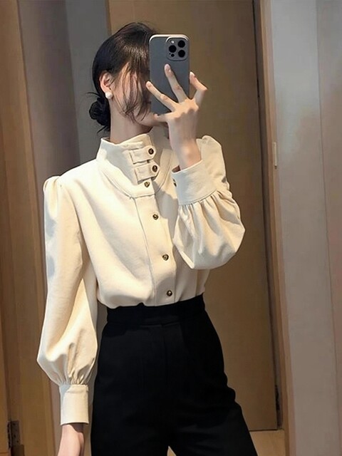 Spring Korean-Style Tops, Unique and Super Stylish, Age-Reducing, Beautiful, Light Luxury, High-End Feel, Commuter White Shirts
