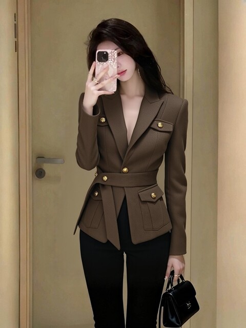 Spring Season Light Luxury High-End Commuter Business Blazer, Elegant Socialite Style, Waist-Cinching Coffee-Colored Suit Jacket for Important Occasions