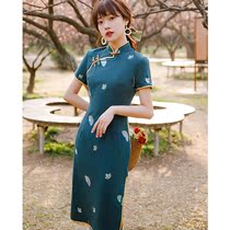 Rsemnia2021 summer new daily temperament age-reducing young cotton and hemp embroidery short-sleeved slim-fitting cheongsam women