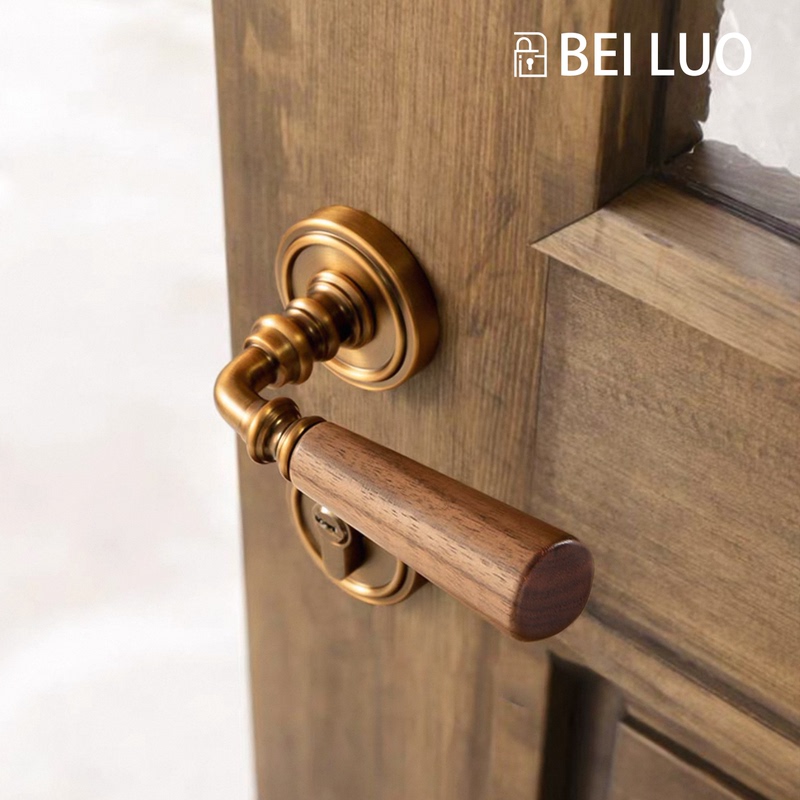 Beiguoluo Mid-Century Retro French-Style Bedroom Handle Indoor Black Walnut Wood Yellow Antique Bronze Magnetic Silent Door Lock