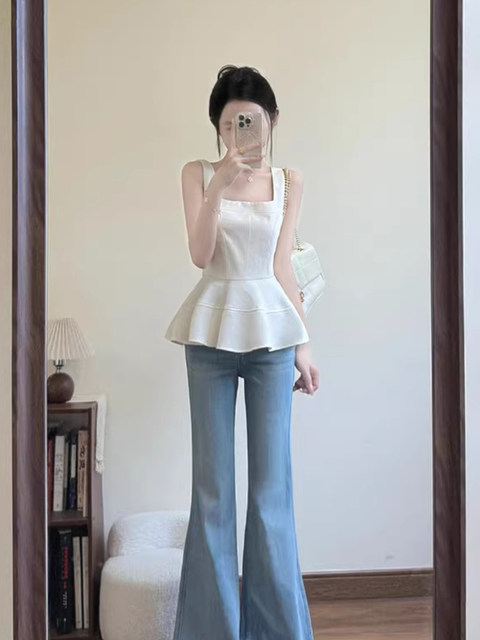 French-Style Pure and Elegant Square-Neck Camisole for Women, Designer-Inspired Chanel-Style Sleeveless Top, New Summer Model