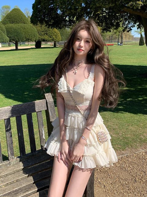 Purely Sensual Lace Patchwork Spaghetti Strap Dress, Feminine and Sexy V-Neck, Petite Waist-Cinching Slimming Short Dress