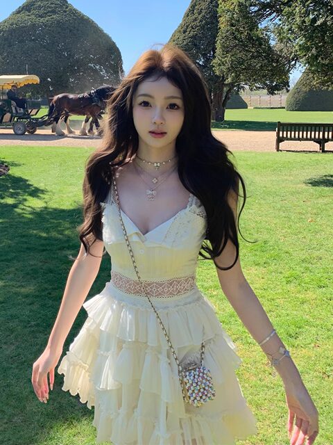 Purely Sensual Lace Patchwork Spaghetti Strap Dress, Feminine and Sexy V-Neck, Petite Waist-Cinching Slimming Short Dress