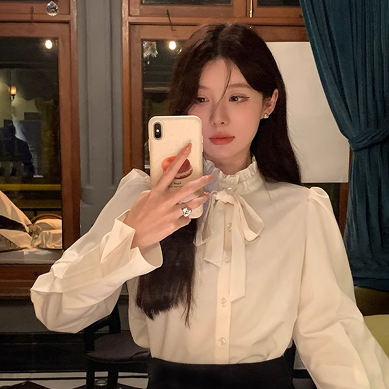 French-Style Rich Girl Chanel-Inspired Lace-Up White Shirt for Women, Age-Reducing and Slimming, Long-Sleeved Lace Top for Spring