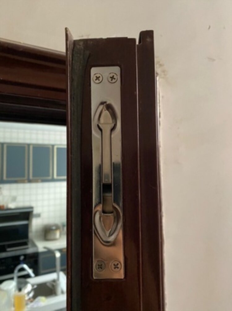 Various security door double door bolt concealed insert lock gate primary-secondary door heaven and heaven bolt lock heaven and earth invisible bolt