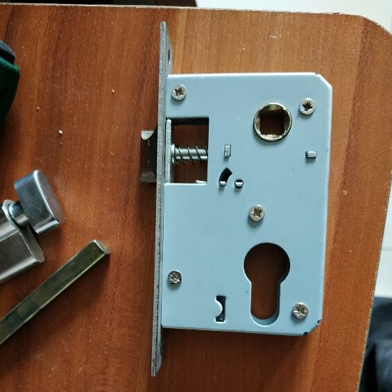 Interior door wooden door door accessories small 50 large 50 58 lock body lock cylinder lock tongue bedroom door lock old door lock body