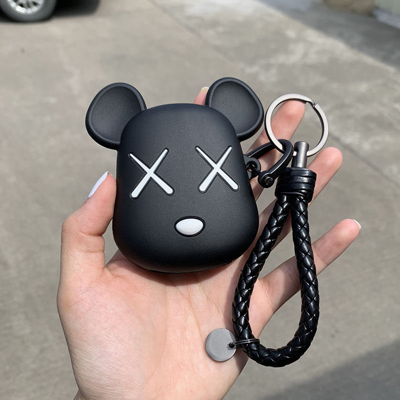 Suitable for Mercedes key case E-class e300L C260L C200L A200L cartoon violent bear keychain for men and women