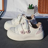 2026 Spring New Thick-Soled Velcro White Shoes for Women Cartoon Bread Shoes Versatile Casual Student Sneakers