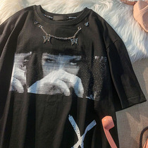 Shaking High Street dark black T-shirt female 2021 New Tide niche design with necklace Hip Hop couple short sleeve
