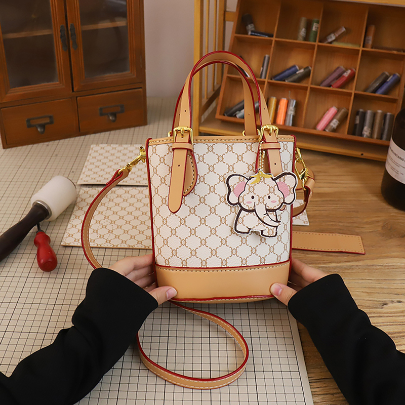 Handmade Woven Bag DIY Material Kit LAOSHU Material Kit Couple Gift with a Sense of Ceremony Creative Single Shoulder Crossbody Bag